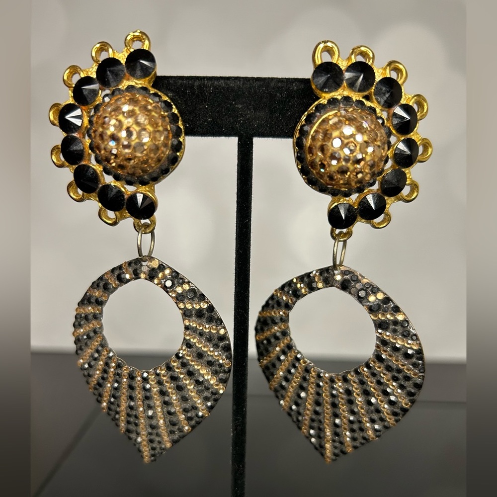 Beautiful + Bold Earrings!